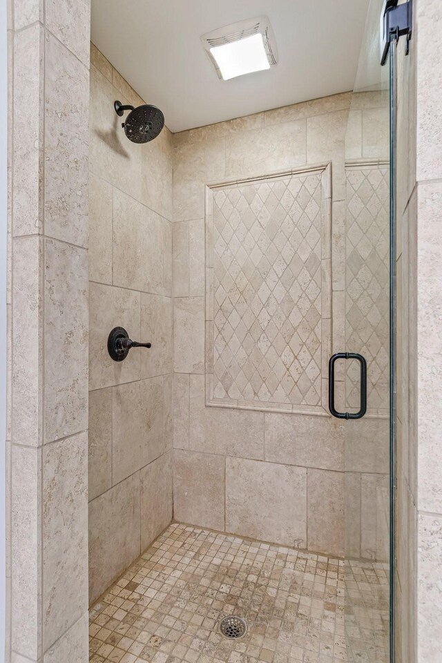 8803 Horton Hwy, College Grove, TN 37046 - full bath featuring a stall shower
