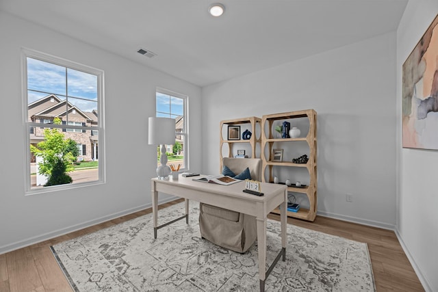 2900 Suzanne Landon Dr Unit C3, Murfreesboro, TN 37130 - home office featuring wood finished floors and baseboards