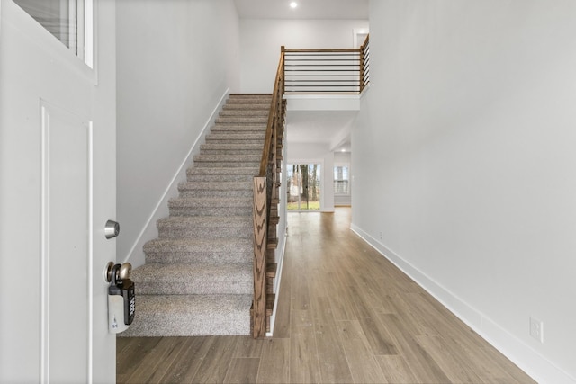 978 Alton Dr, Clarksville, TN 37043 - staircase featuring baseboards and wood finished floors