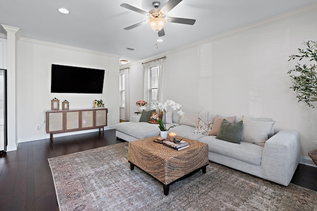 131 Benjamin Ln, Hendersonville, TN 37075 - living room featuring dark wood-style floors, baseboards, visible vents, ceiling fan, and ornamental molding