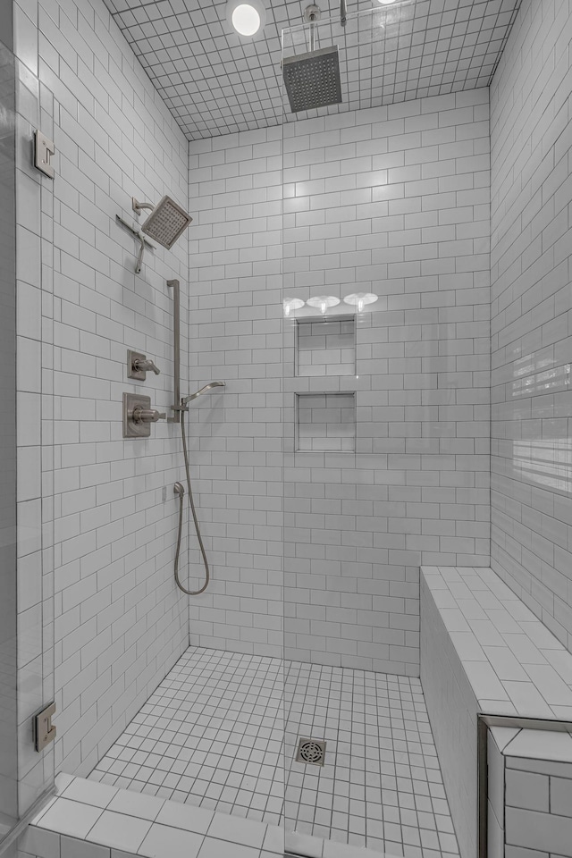 1118 Cotillion Dr, Murfreesboro, TN 37128 - bathroom featuring a stall shower