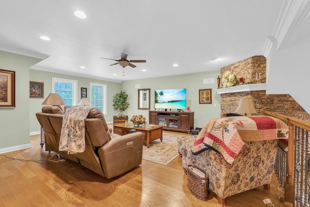 321 Clinchfield Dr, Monterey, TN 38574 - living room featuring light wood finished floors, visible vents, recessed lighting, a ceiling fan, and ornamental molding