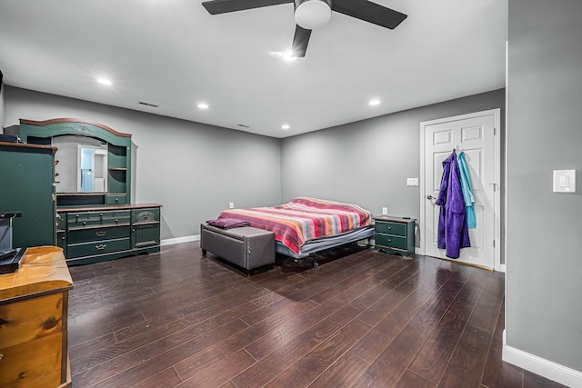 bedroom featuring visible vents, baseboards, recessed lighting, wood finished floors, and ceiling fan