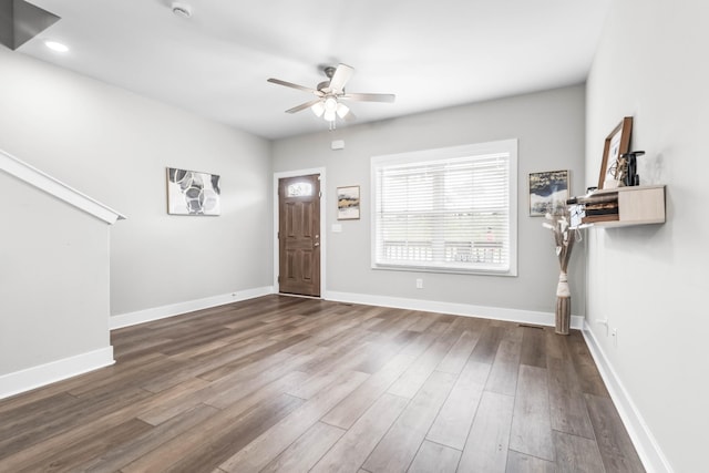 309 Cedar Ct, Clarksville, TN 37042 - foyer entrance with a ceiling fan, dark wood finished floors, baseboards, and recessed lighting