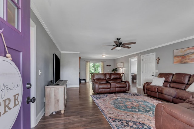 142 Sun Rise Rdg, Pulaski, TN 38478 - living room featuring ceiling fan, dark wood-style floors, baseboards, and ornamental molding