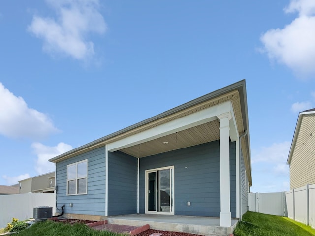 7007 Berkswell Dr, Lebanon, TN 37087 - back of house with central AC, a fenced backyard, and a patio