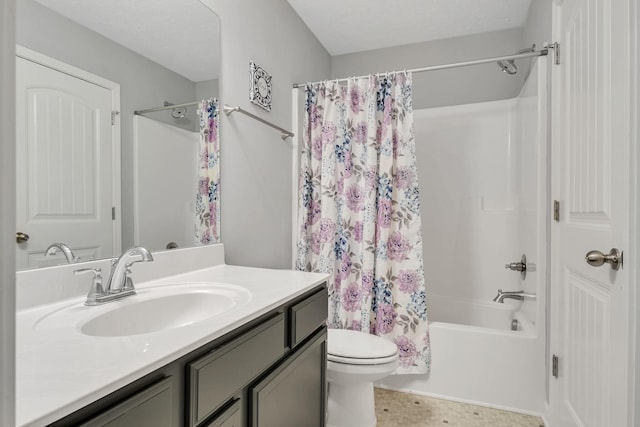 bathroom with shower / tub combo with curtain, toilet, and vanity