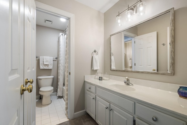 full bathroom featuring tile patterned floors, vanity, baseboards, toilet, and visible vents