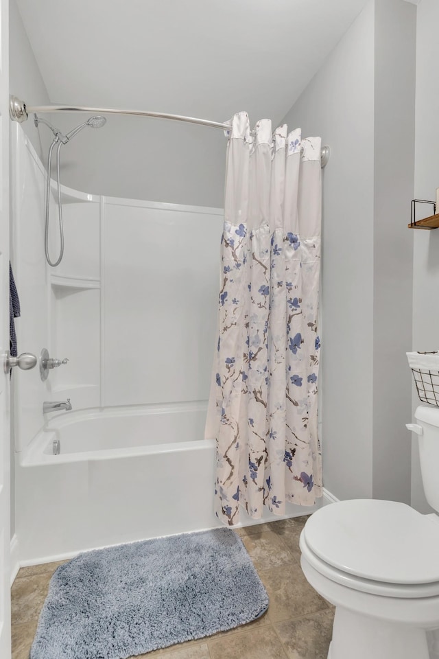 155 Telavera Dr, White House, TN 37188 - full bath with toilet and shower / bath combination with curtain