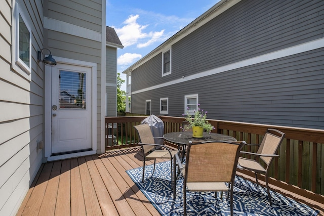 5604 Kentucky Ave, Nashville, TN 37209 - deck with outdoor dining space