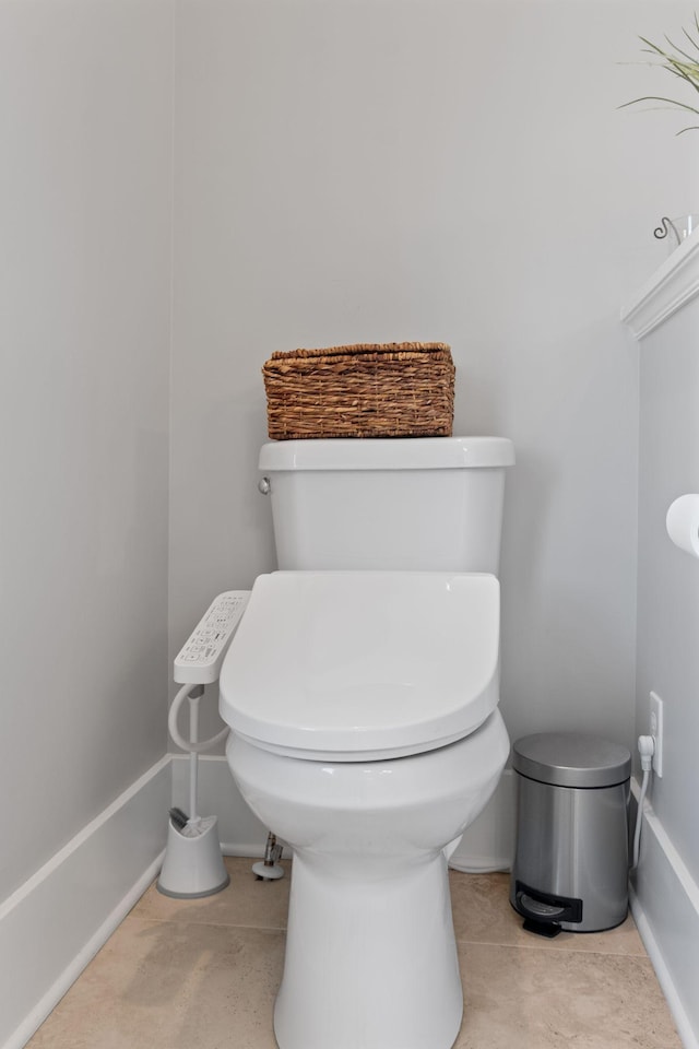 4306 Idaho Ave, Nashville, TN 37209 - bathroom with toilet and baseboards