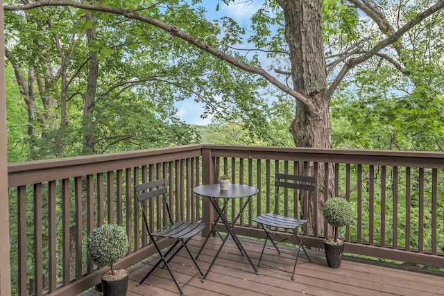 635 Harpeth Trace Dr, Nashville, TN 37221 - view of wooden terrace