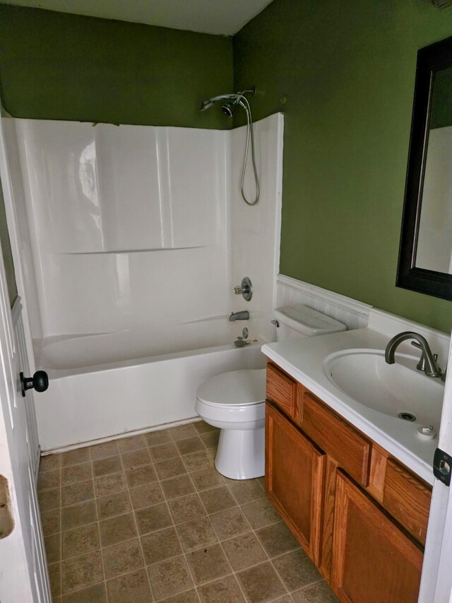 300 Hardin Ave, Dickson, TN 37055 - full bathroom with toilet, shower / bathtub combination, wainscoting, and vanity