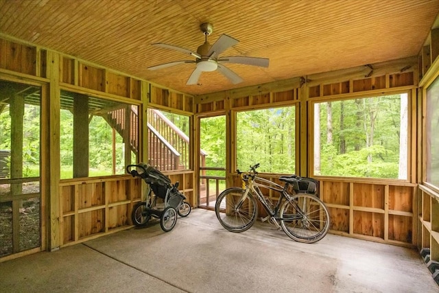 7327 Hunting Camp Rd, Fairview, TN 37062 - sunroom featuring a ceiling fan