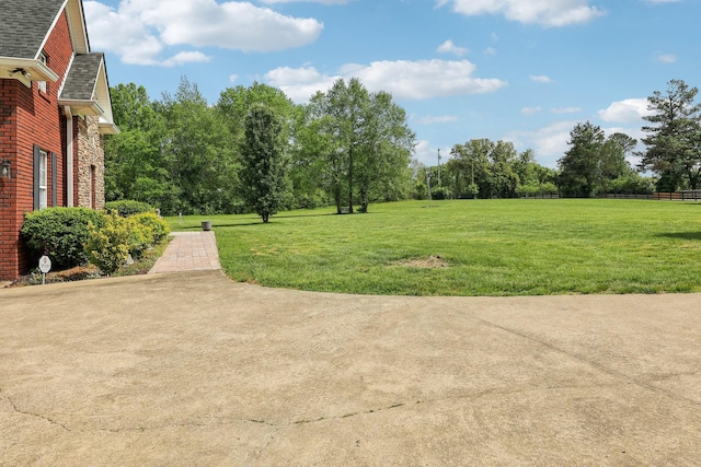4025 Moore Hollow Rd, Woodlawn, TN 37191 - view of yard featuring fence