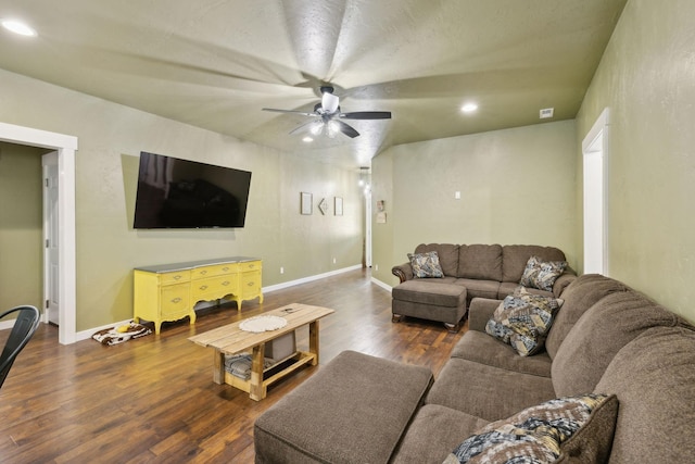 living room with ceiling fan, recessed lighting, dark wood-style floors, and baseboards