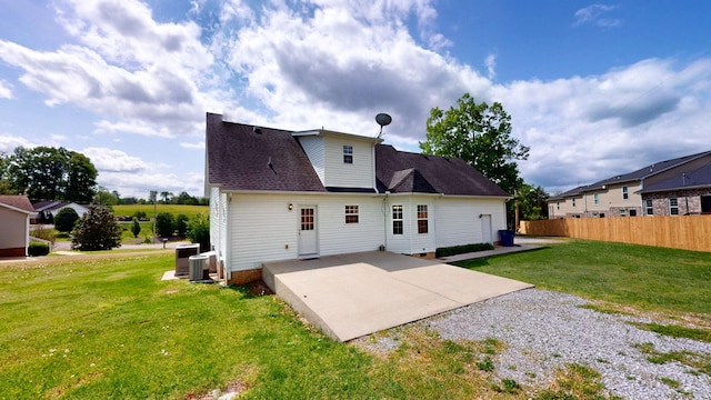 302 S Wood Ln, Shelbyville, TN 37160 - photo 2