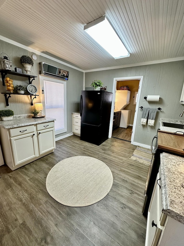 930 Timberlake Rd, Springville, TN 38256 - photo 8