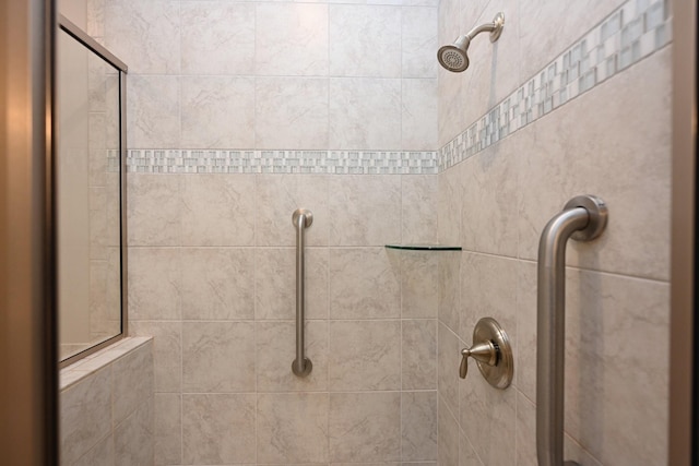 141 Saundersville Rd Unit 1305, Hendersonville, TN 37075 - interior details featuring tiled shower