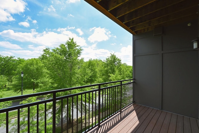 141 Saundersville Rd Unit 1305, Hendersonville, TN 37075 - balcony featuring a wooded view