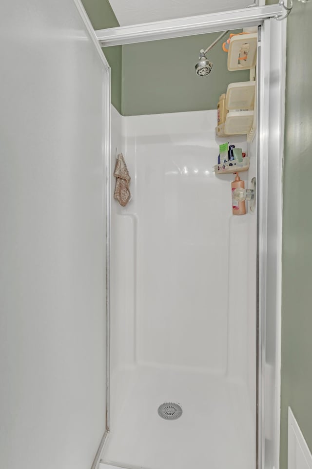 1368 Jason Cir, Ashland City, TN 37015 - bathroom with a stall shower
