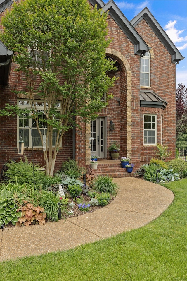 1004 Sattui Ct, Franklin, TN 37064 - back of property with brick siding