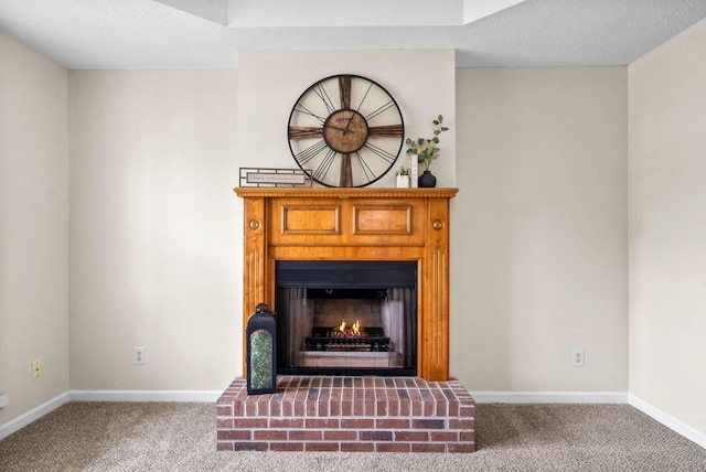 3844 Marla Cir, Clarksville, TN 37042 - interior details with a lit fireplace, baseboards, and carpet floors