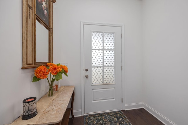 2137 Creekland View Blvd, Nashville, TN 37207 - doorway with dark wood-style floors and baseboards