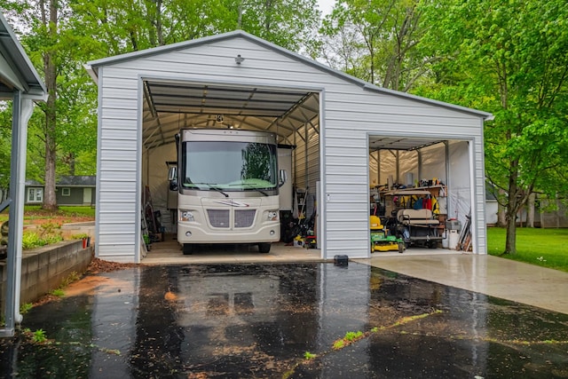 exterior space featuring an outdoor structure