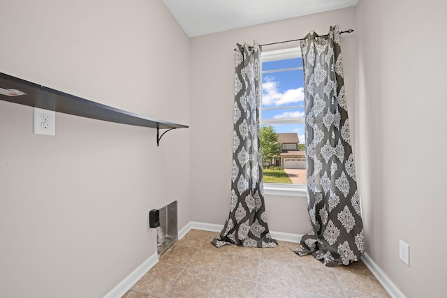 208 Wyburn Pl, Burns, TN 37029 - interior space with baseboards
