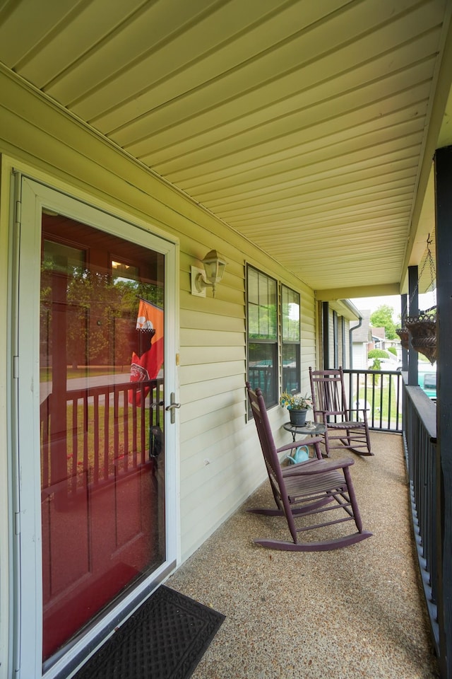 entrance to property with covered porch