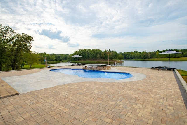 140 Lake Shore Ln, Henderson, TN 38340 - view of pool with a water view, a pool with connected hot tub, and a patio area