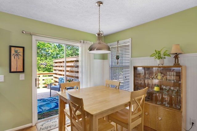 2561 Edinburgh St, Old Hickory, TN 37138 - dining room with wainscoting and a textured ceiling