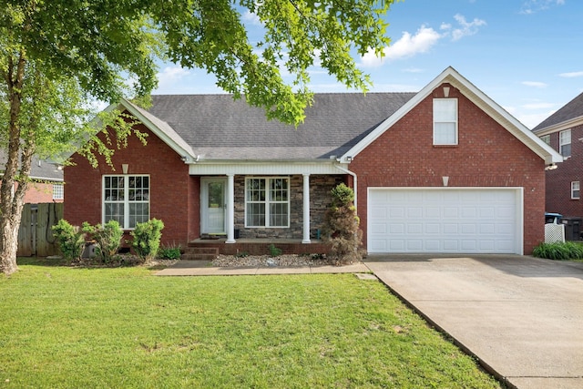 108 Braley Ct, Murfreesboro, TN 37129 - traditional-style house with driveway, a shingled roof, and brick siding
