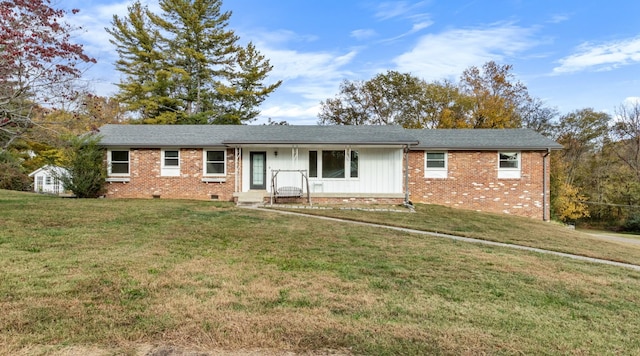 913 Branch Rd, Clarksville, TN 37043 - ranch-style home with a front lawn, crawl space, and brick siding