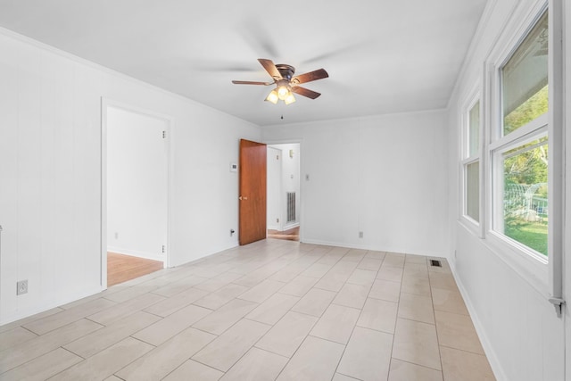913 Branch Rd, Clarksville, TN 37043 - unfurnished room with visible vents and a ceiling fan