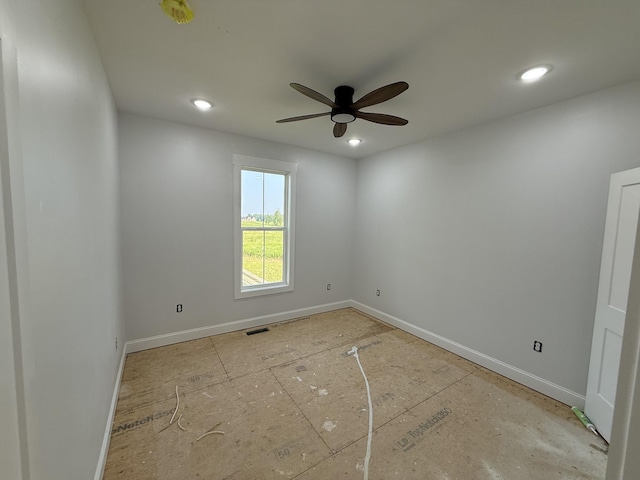 176 Beartown Rd, Loretto, TN 38469 - unfurnished room featuring ceiling fan, baseboards, and recessed lighting