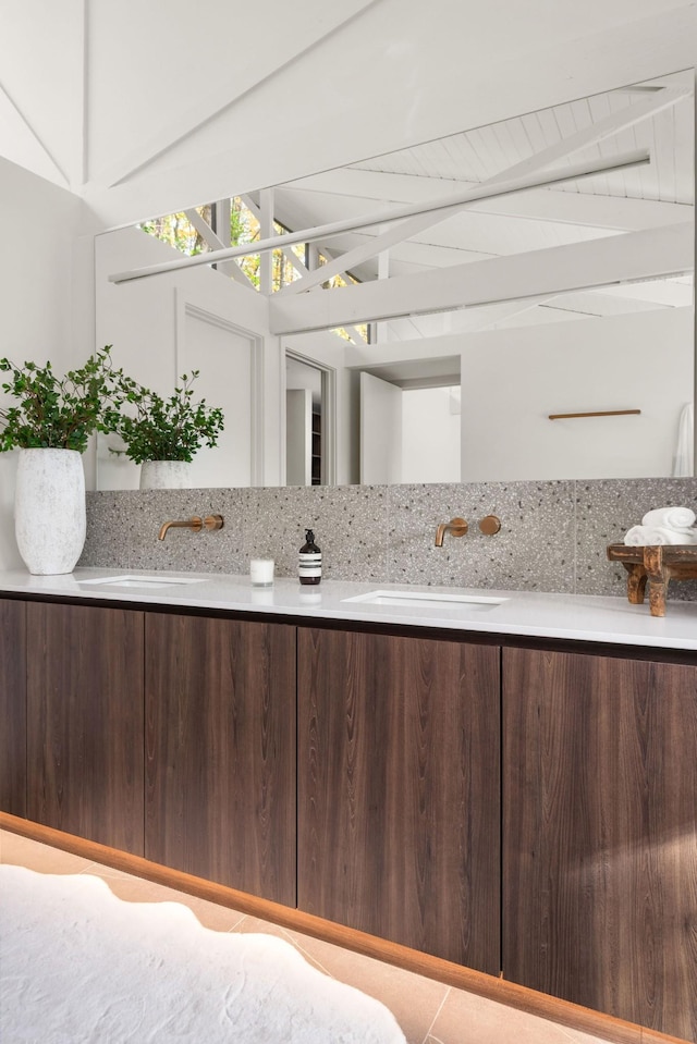 5040 Villa Crest Dr, Nashville, TN 37220 - bathroom featuring a sink