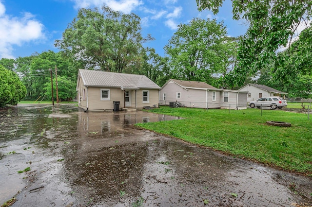 154 Morningside Ln, Columbia, TN 38401 - ranch-style home with fence and a front yard