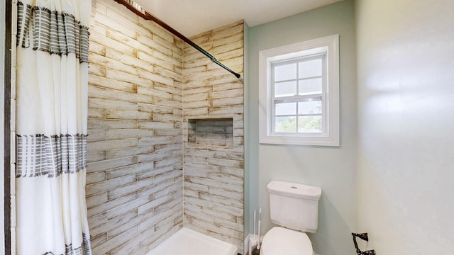 1344 French Brantley Rd, Wartrace, TN 37183 - full bath featuring a tile shower and toilet