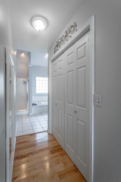 8424 Shadetree Ln, Ooltewah, TN 37363 - hallway with light wood-style flooring