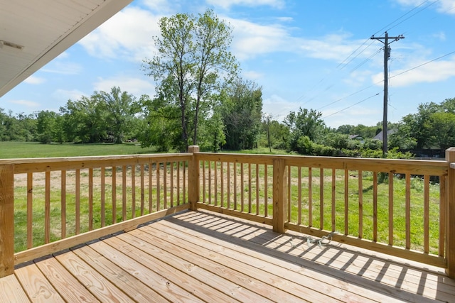 466 Lafayette Rd, Clarksville, TN 37042 - wooden terrace with a yard
