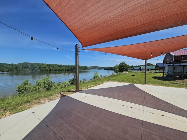 2607 Hardin Bottom River Rd, Clifton, TN 38425