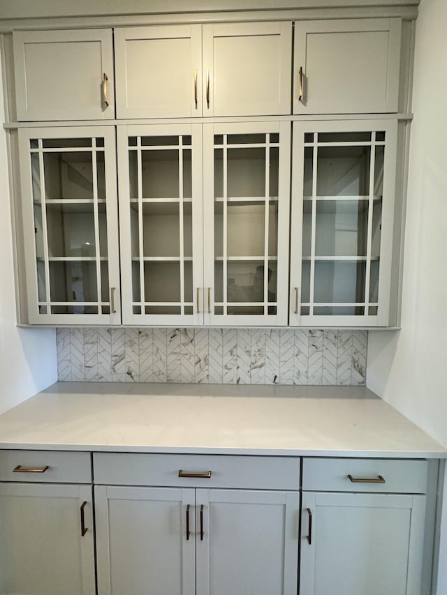 bar with backsplash