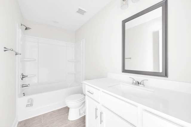 500 Herman Dr, Clarksville, TN 37042 - full bath featuring vanity, toilet, shower / tub combination, and wood finished floors