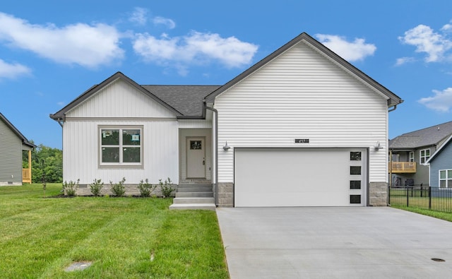 497 Herman Dr, Clarksville, TN 37042 - view of front of house with driveway