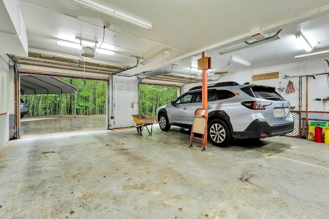 100 Treeann Ln, Ringgold, GA 30736 - garage with a garage door opener