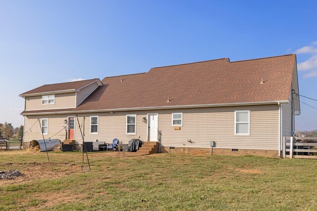 1883 Sawgrass Ln, Chapel Hill, TN 37034 - back of property with fence, a shingled roof, entry steps, crawl space, and a lawn