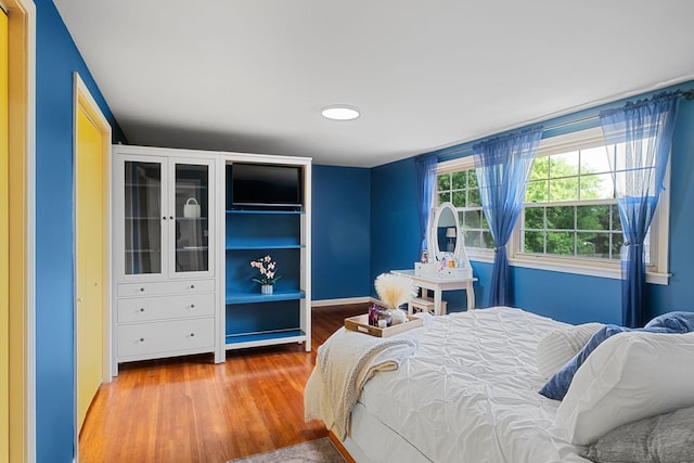 93 Hilltop Dr, Columbia, TN 38401 - bedroom featuring wood finished floors