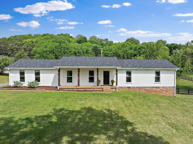 3055 Carters Creek Pike, Franklin, TN 37064 - ranch-style home featuring a porch, a shingled roof, crawl space, and a wooded view